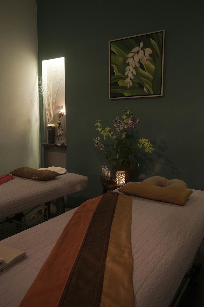 The Cocoon Boutique Hotel Quezon City Esterno foto