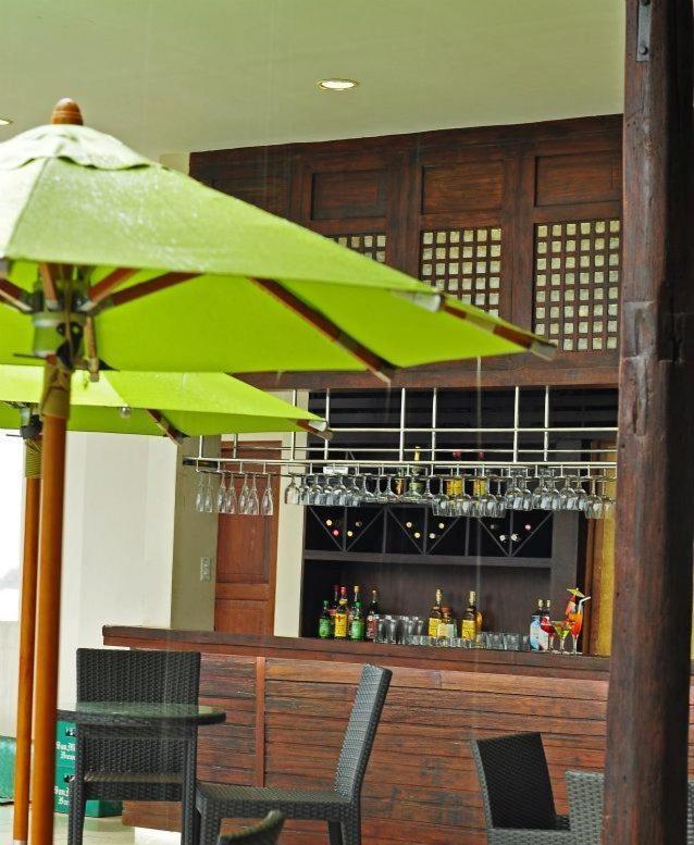 The Cocoon Boutique Hotel Quezon City Esterno foto