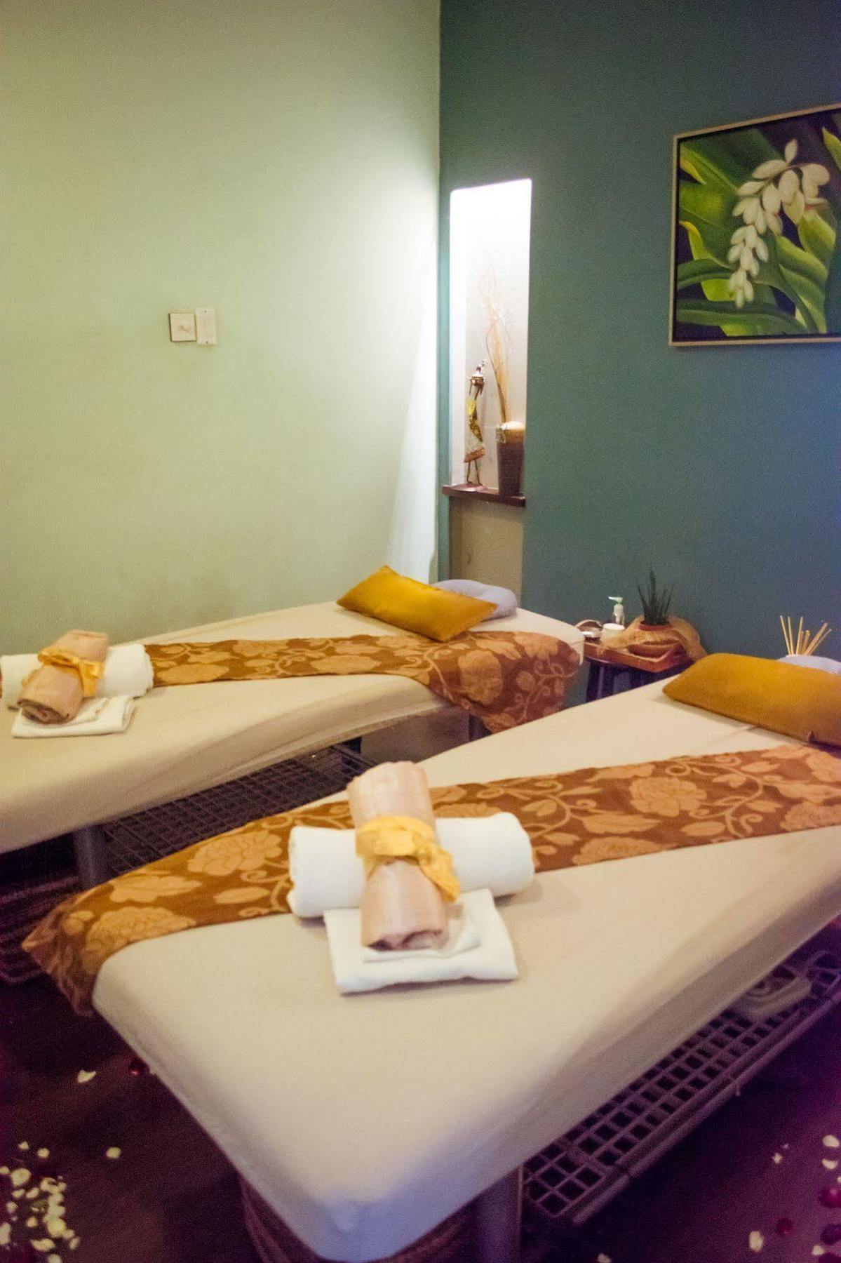 The Cocoon Boutique Hotel Quezon City Esterno foto